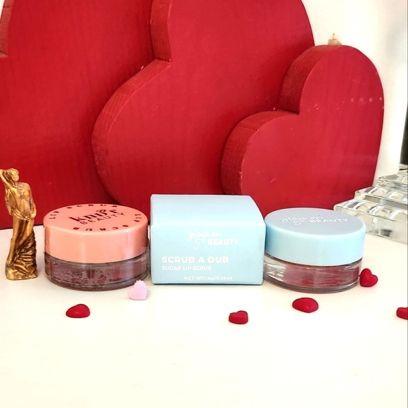 NIB Glow on 5th & Knd*r Beauty Sugar Lip Scrubs - Picture 2 of 6